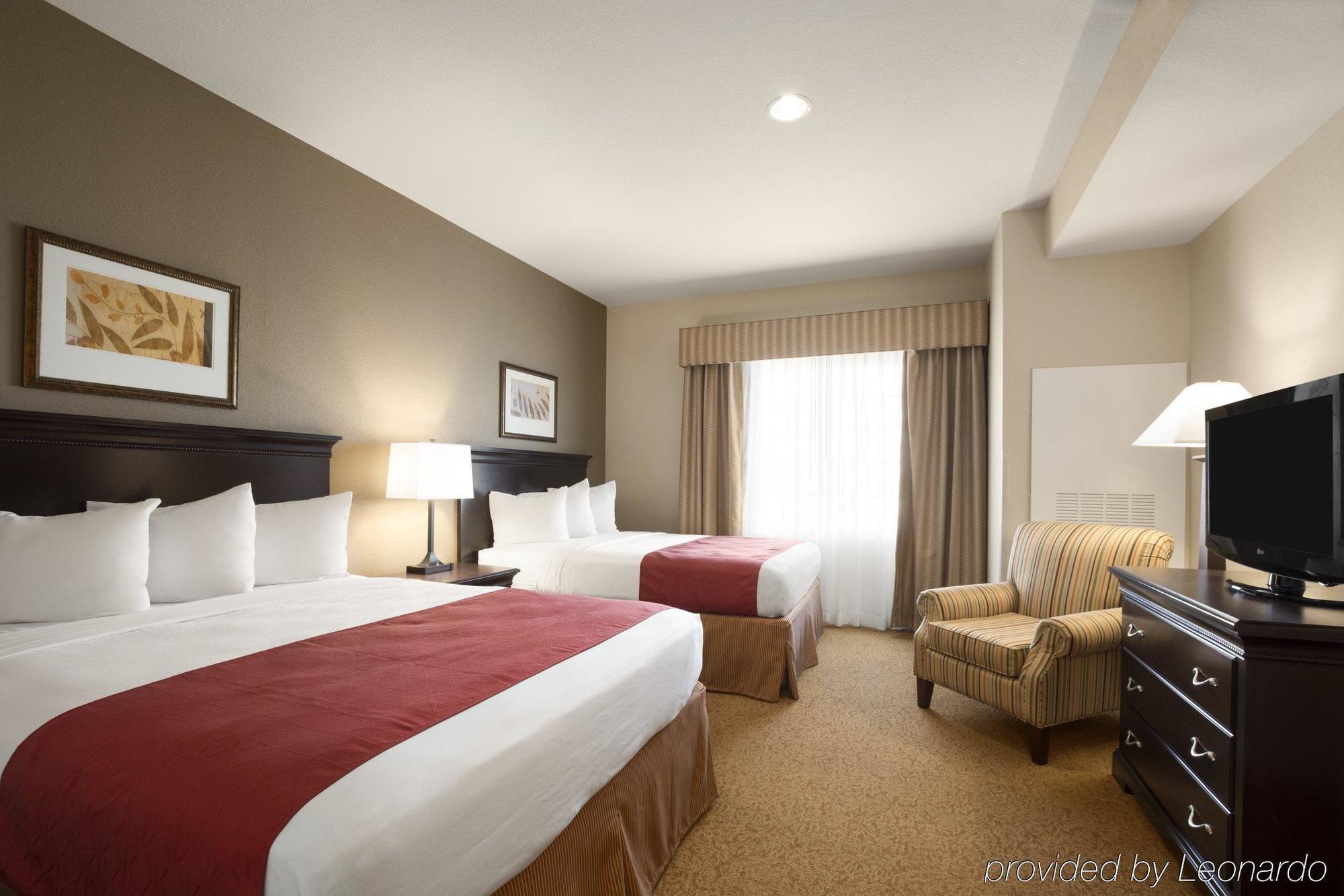 Hotel Country & By Radisson, - Quail Springs, Ok 3*